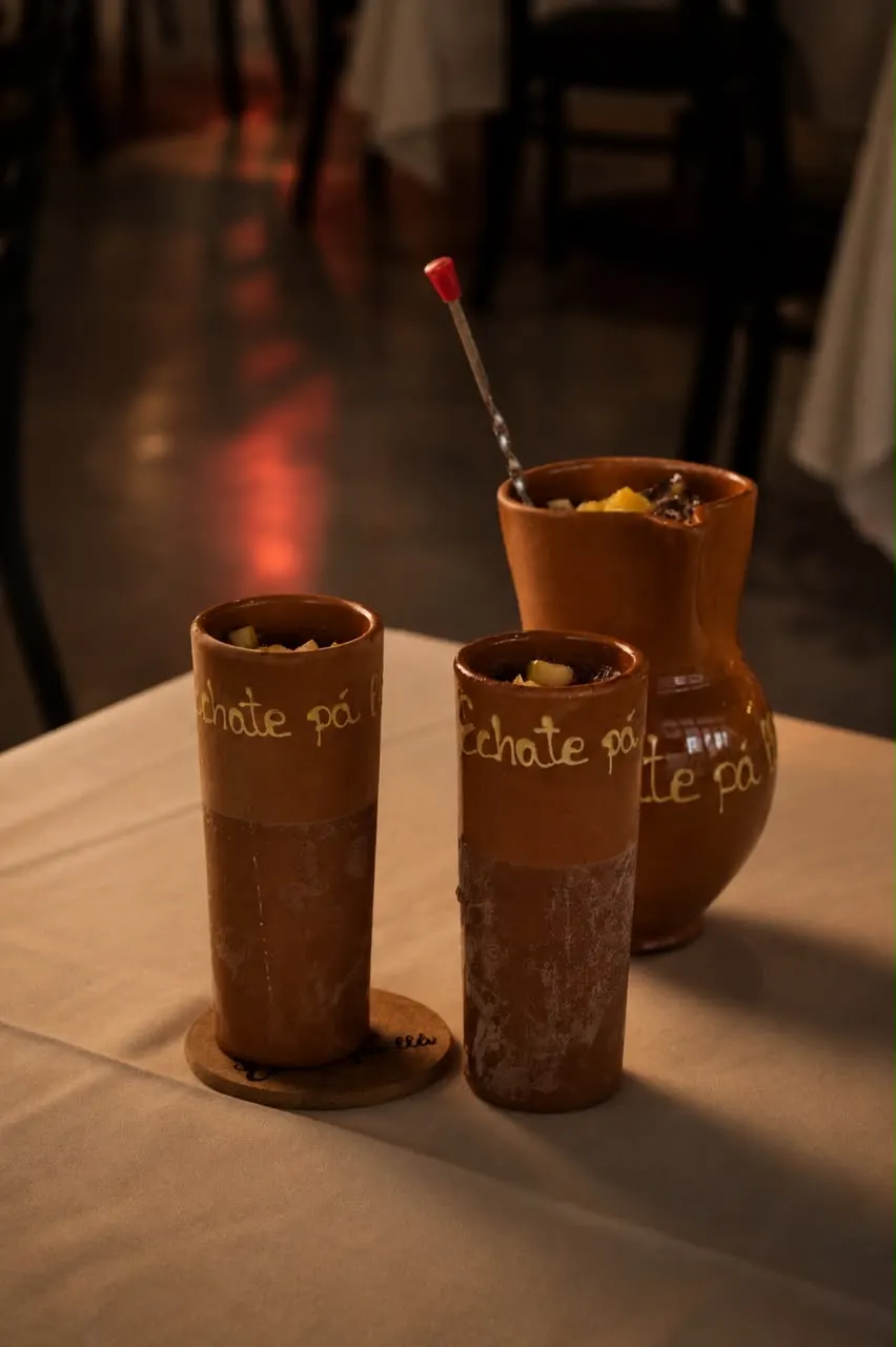 Vasos de barro Échate pa' llá
